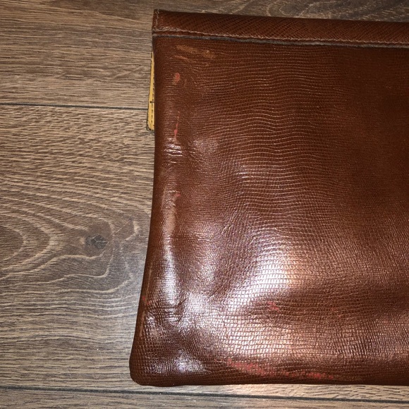 💥SOLD💥Brown Leather Clutch - Picture 3 of 5
